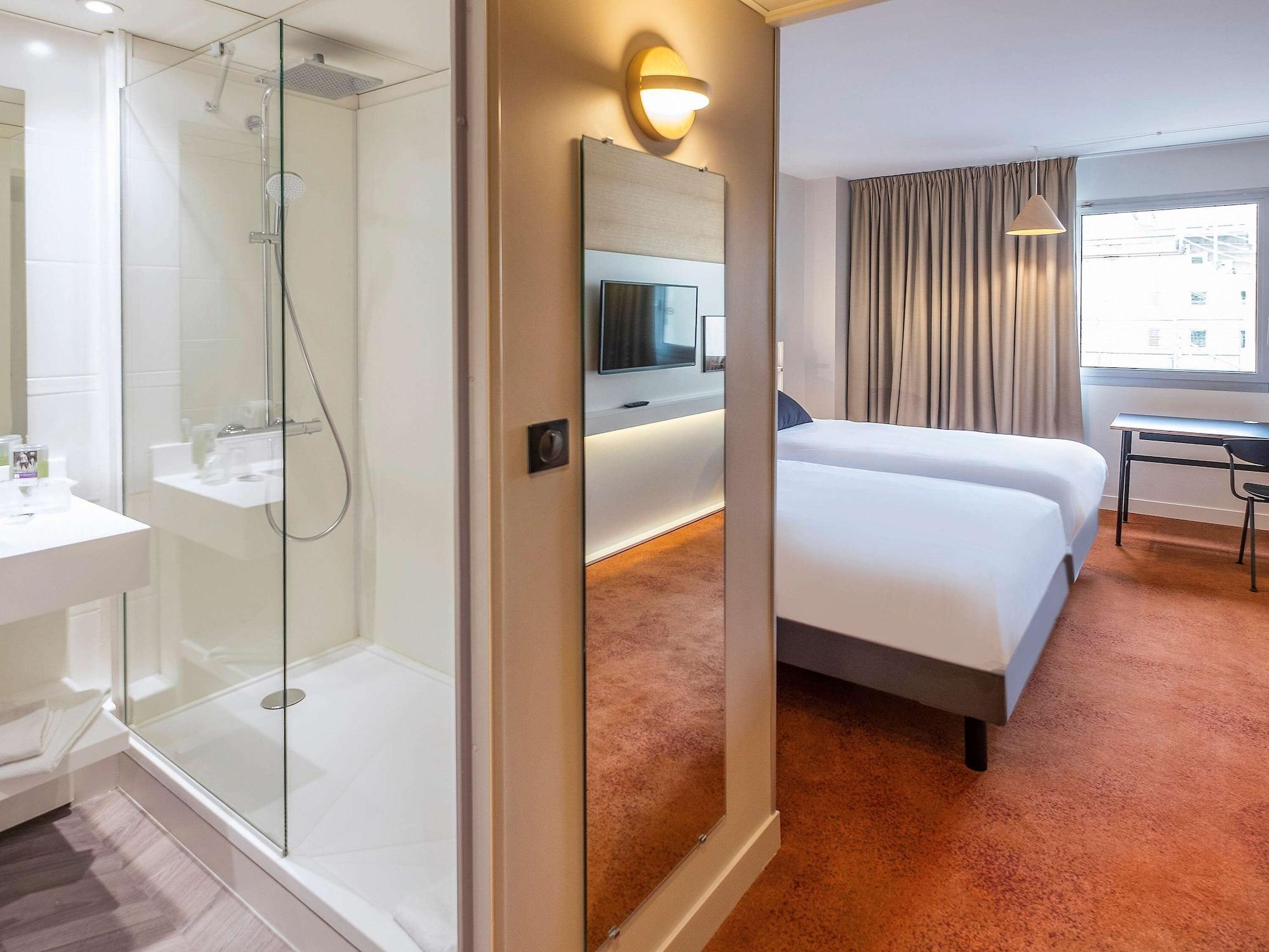 Mercure Rouen Centre Champ De Mars Bagian luar foto