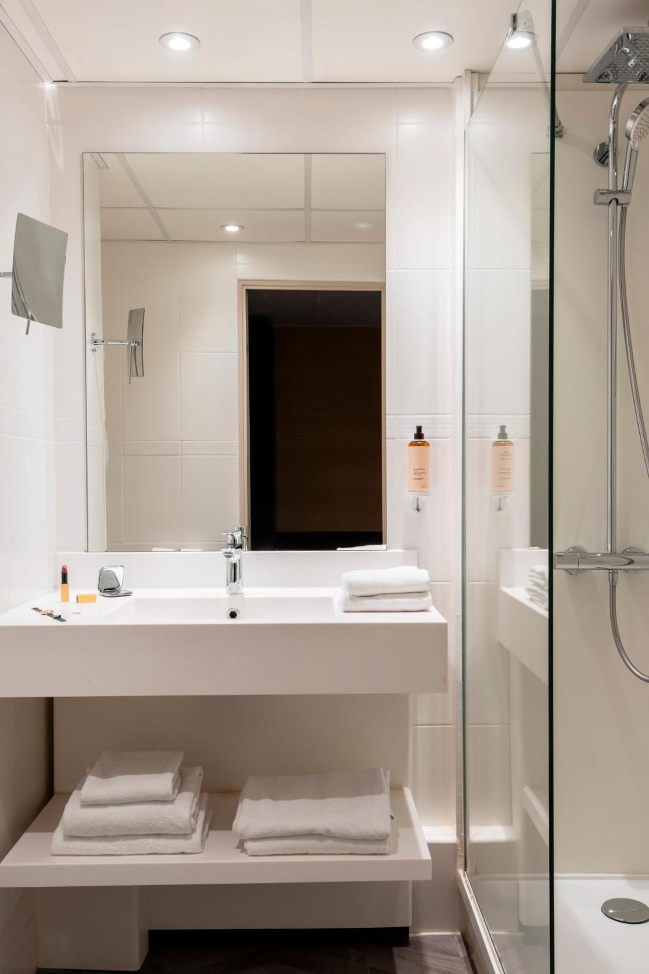 Mercure Rouen Centre Champ De Mars Bagian luar foto