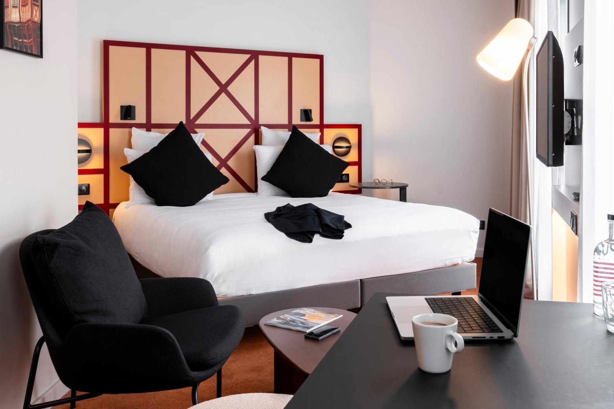 Mercure Rouen Centre Champ De Mars Bagian luar foto