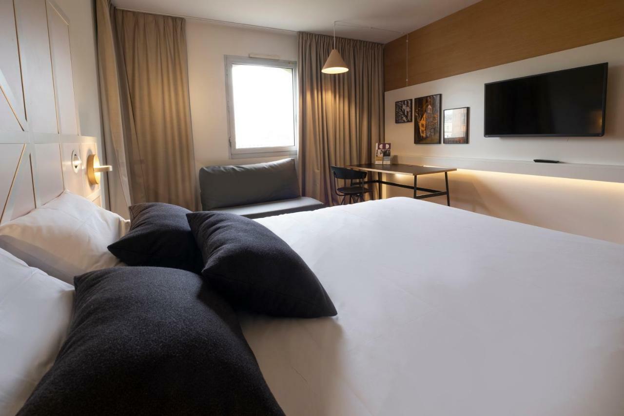 Mercure Rouen Centre Champ De Mars Bagian luar foto