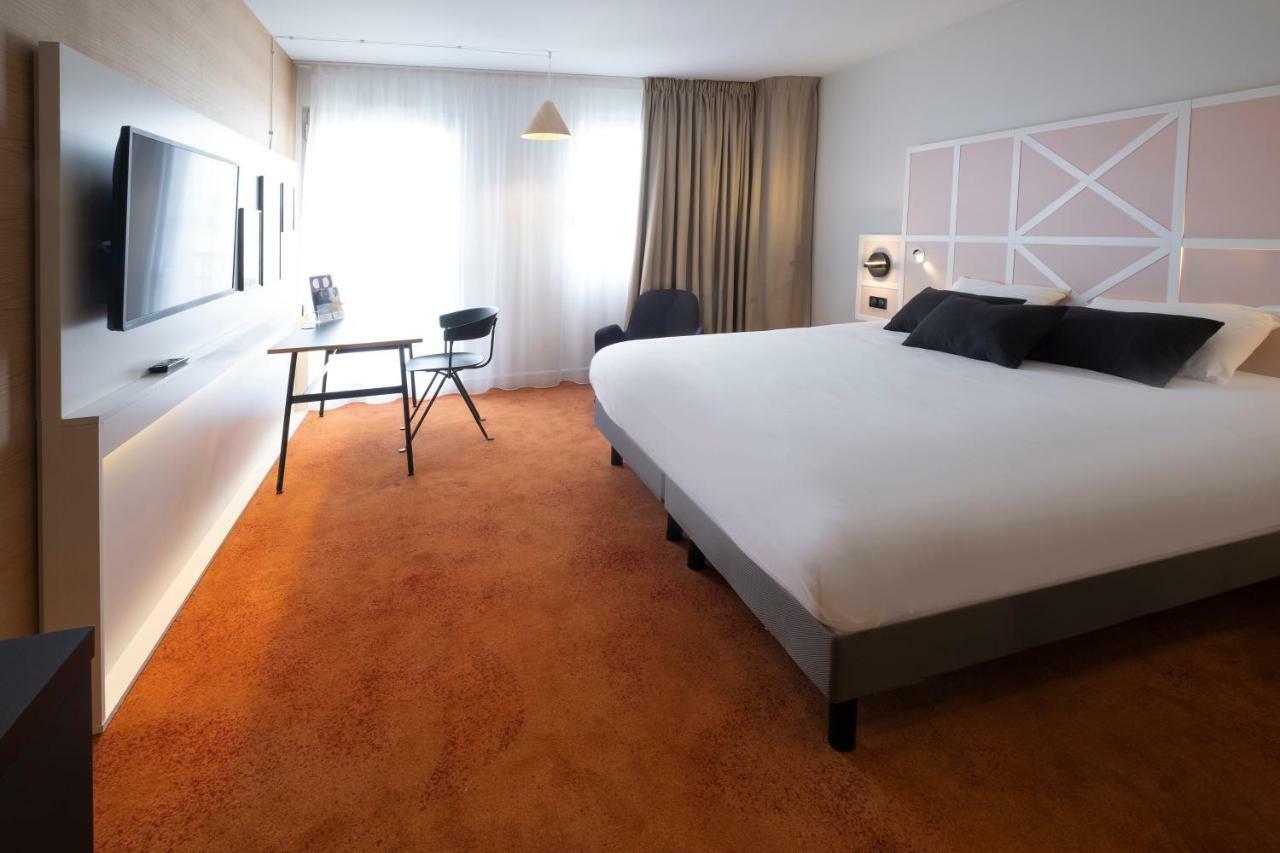 Mercure Rouen Centre Champ De Mars Bagian luar foto